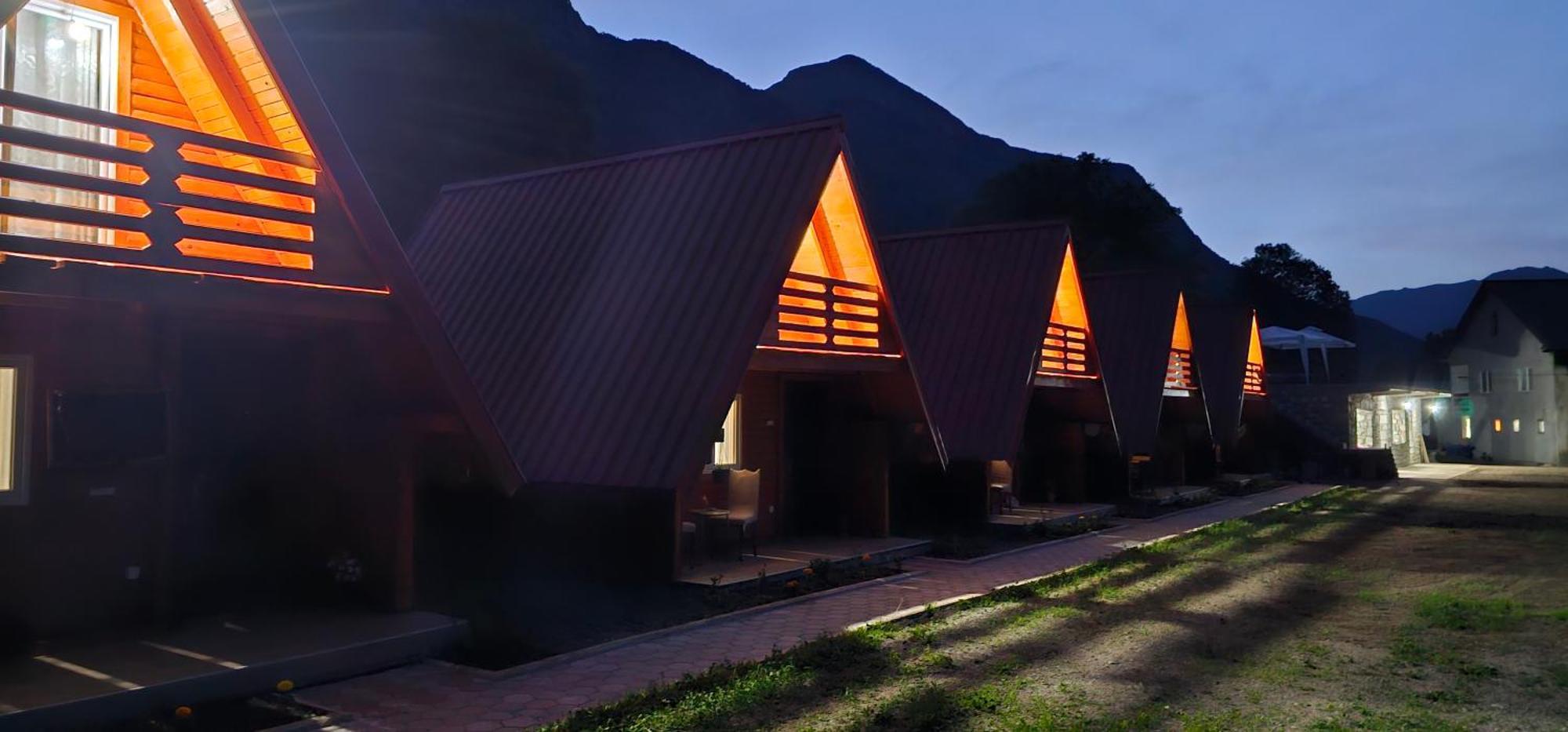Ekoo Katun Jezerca Villa Vusanje ภายนอก รูปภาพ